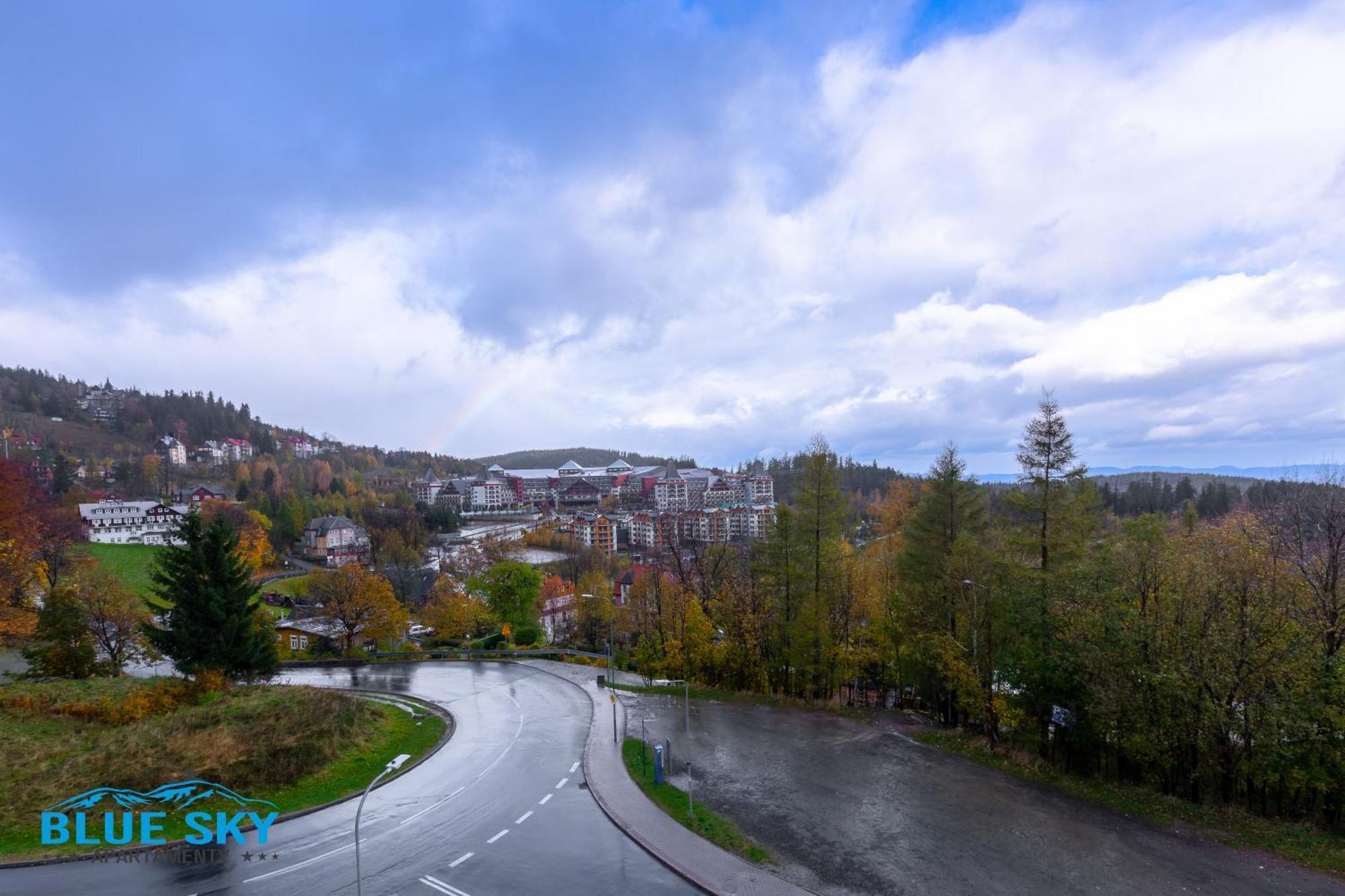 Apartamenty Bluesky - Karkonoska 13, Z Widokiem Na Gory, Blisko Szlakow I Wyciagow, W Zielonej Okolicy Karpacz Habitación foto